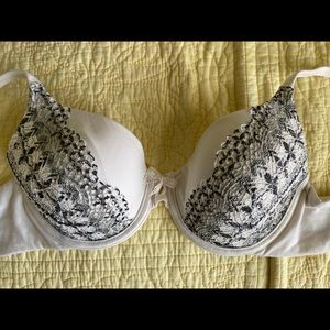 Body by Victoria lined perfect coverage bra